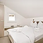 Bisernica 아파트 *