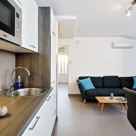 Apartman Bisernica-with Pool