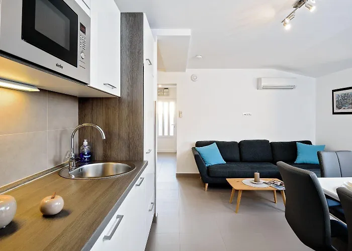 Apartament Bisernica